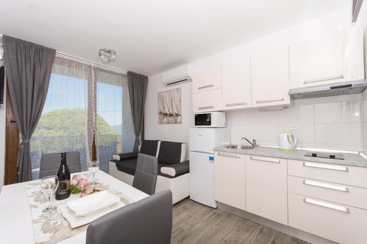 Villa La Veliki Drvenik Room photo